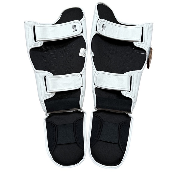 NWT Hayabusa T3 Striking Shin Guard Padded Faux Leather White Black MMA Large - Picture 6 of 11